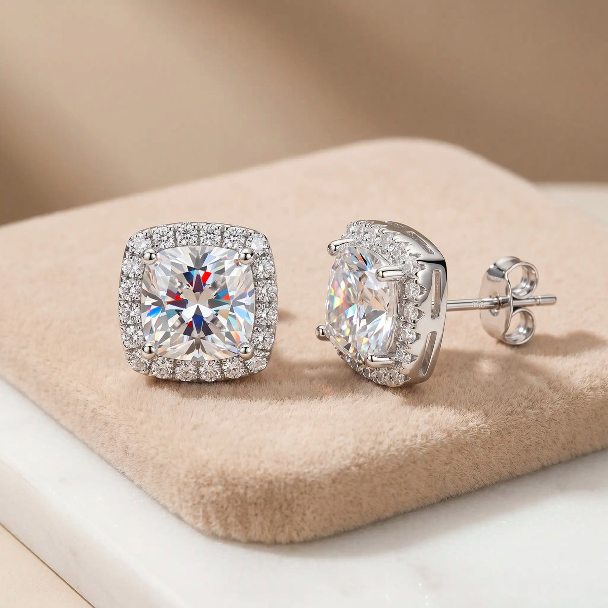 [moissanite studs] VVS1 Moissanite Halo Studs - Zero Droop Comfort & 100% Waterproof Brilliance | Claim 90% OFF Today🔥